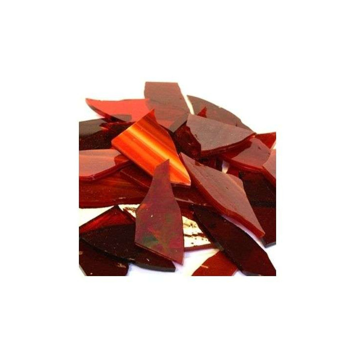 Chutes de verre coloré en mélange de rouge